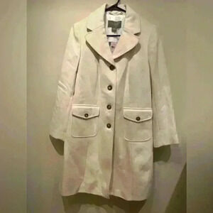 NWT Ann Taylor SZ 10P Cream Coat